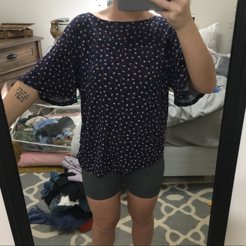 Old Navy shirt